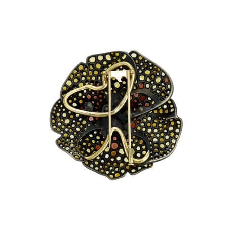 JAR PAIR OF CITRINE, GARNET AND DIAMOND `PANSY` BROOCHES - фото 12