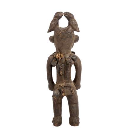 Skulptur einer magischen männlichen Figur. KAMERUN/AFRIKA, um 1900 oder älter. - Foto 3