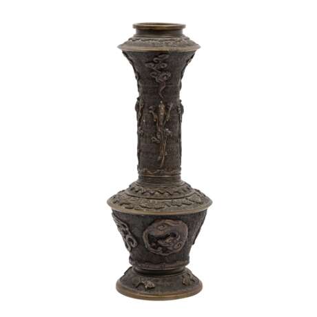 Vase aus Bronze. CHINA, - фото 1