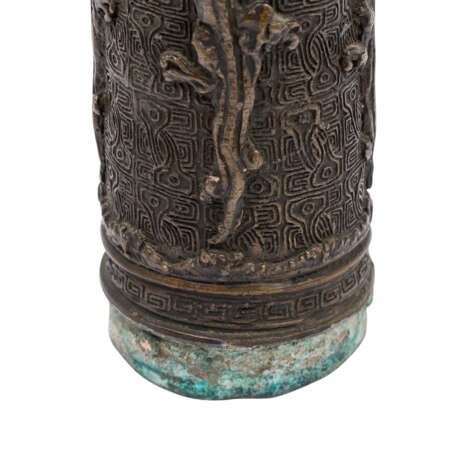 Vase aus Bronze. CHINA, - photo 3