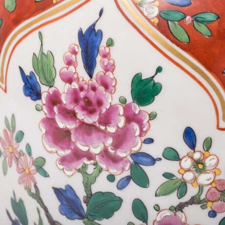 Asiatische Deckelvase im französischen Salon-Stil, 20. Jh., - фото 9