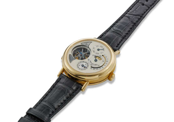 BREGUET, REF. 3857, 250th ANNIVERSARY, A VERY FINE AND RARE 18K YELLOW GOLD MINUTE REPEATING PERPETUAL CALENDAR TOURBILLON WRISTWATCH WITH JUMP HOURS, RETROGRADE DATE, AND LEAP YEAR INDICATOR - Foto 2