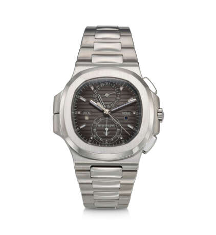 PATEK PHILIPPE, REF. 5990/1A-001, NAUTILUS, A FINE STEEL DUAL TIME FLY-BACK CHRONOGRAPH WRISTWATCH - Foto 1