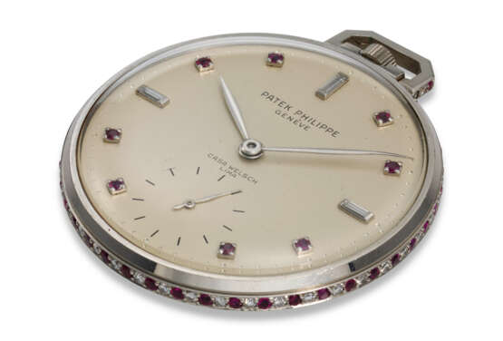 PATEK PHILIPPE, REF. 600/3, A VERY FINE AND RARE OPEN-FACED RUBY & DIAMOND-SET PLATINUM POCKET WATCH WITH DIAMOND AND RUBY HOUR MARKERS , RETAILED AND SIGNED BY CASA WELSCH LIMA - photo 2