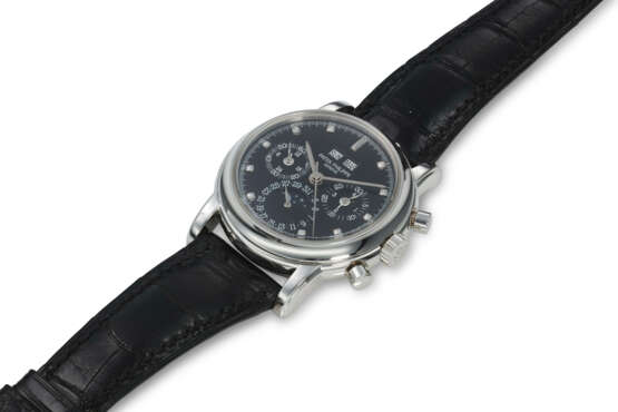 PATEK PHILIPPE, REF. 3970EP-019, A FINE 4TH SERIES PLATINUM PERPETUAL CALENDAR CHRONOGRAPH WRISTWATCH WITH MOON PHASES AND BLACK DIAL WITH DIAMOND HOUR MARKERS - photo 2