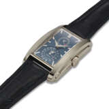 PATEK PHILIPPE, REF. 5200G-001, A VERY FINE 18K WHITE GOLD GONDOLO WITH DAY, DATE AND 8-DAY POWER RESERVE - Foto 2