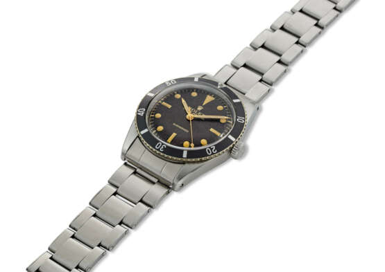 ROLEX, REF. 6205, SUBMARINER, A VERY FINE AND RARE STEEL WRISTWATCH WITH CENTER SECONDS, EXCEPTIONALLY PRESERVED - Foto 2
