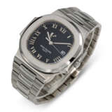 PATEK PHILIPPE, REF. 3710/1A-001, NAUTILUS, A VERY FINE STEEL WRISTWATCH WITH DATE AND POWER RESERVE - photo 3