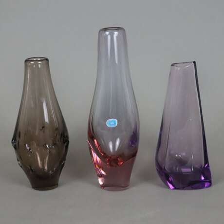 Drei Vasen - Foto 1
