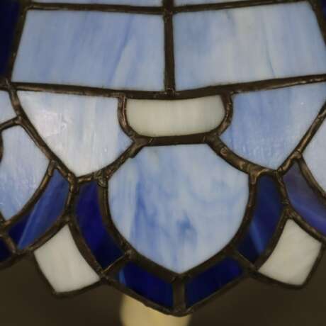 Tischlampe im Tiffany-Stil - Foto 4