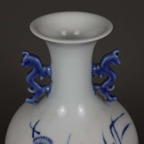Blau-weiße Vase - Foto 3