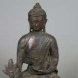 Sitzender Buddha Bhaishajyaguru - photo 2