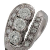 Ring mit 3 Brillanten, zus. ca. 0.85 ct, - Foto 5