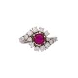 Ring mit Rubin und Brillanten von zus. ca. 0,5 ct, - photo 2