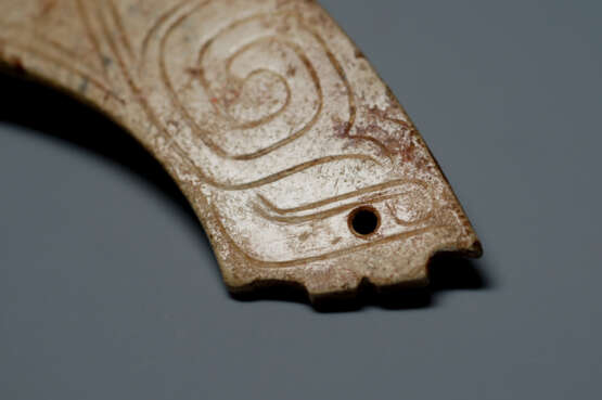 A JADE DRAGON HUANG OF WESTERN ZHOU PERIOD (1046-771BC) - photo 4