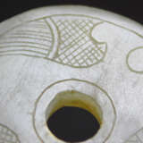 A BIRD PATTERN JADE DISC BI OF WARRING STATES PERIOD (476-221BC) - photo 4