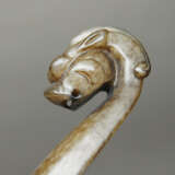 A JADE DRAGON BELT HOOK OF SONG DYNASTY (960-1279) - фото 7