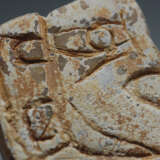 A JADE KNEELING HUMAN OF SHANG DYNASTY (1600-1046BC) - фото 3