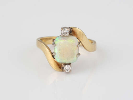 OPAL-RING MIT DIAMANTEN - Foto 1