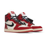 MICHAEL JORDAN DUAL SIGNED ORIGINAL 1985 AIR JORDAN 1 ‘CHICAGO’ SNEAKERS - Foto 3