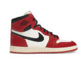 MICHAEL JORDAN DUAL SIGNED ORIGINAL 1985 AIR JORDAN 1 ‘CHICAGO’ SNEAKERS - Foto 7