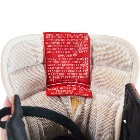 MICHAEL JORDAN DUAL SIGNED ORIGINAL 1985 AIR JORDAN 1 ‘CHICAGO’ SNEAKERS - Foto 16