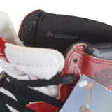 MICHAEL JORDAN DUAL SIGNED ORIGINAL 1985 AIR JORDAN 1 ‘CHICAGO’ SNEAKERS - Foto 17