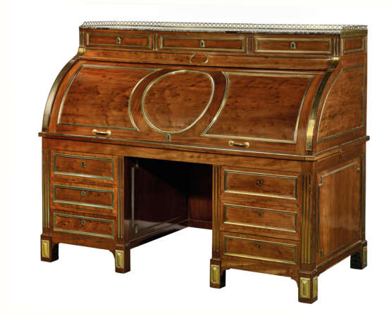 BUREAU A CYLINDRE NEOCLASSIQUE - фото 1