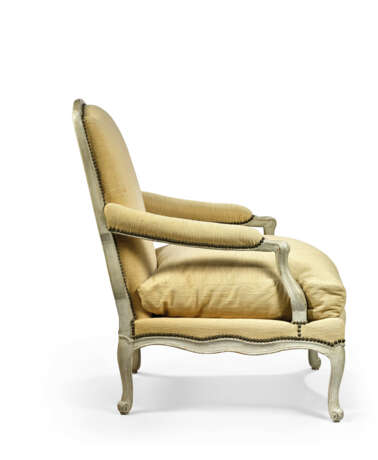 FAUTEUIL "COIN DE FEU" D`EPOQUE LOUIS XV - photo 3