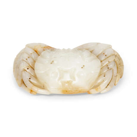 A WHITE JADE CRAB-FORM BELT BUCKLE - photo 3