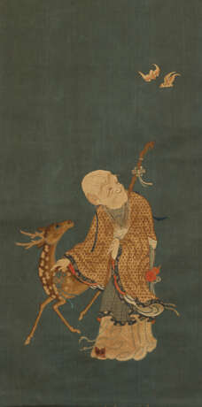 AN EMBROIDERED `SHOULAO AND A DEER' HANGING SCROLL - photo 1