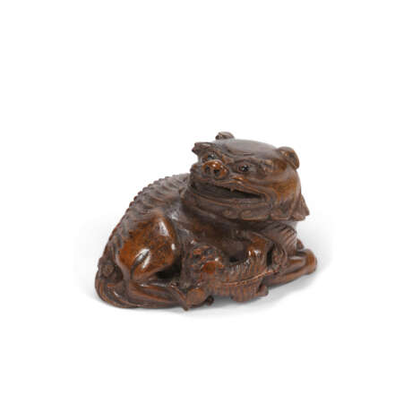 A CARVED BAMBOO ROOT 'LION' CUP - photo 1