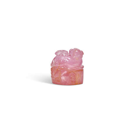 A SMALL PINK TOURMALINE 'MYTHICAL BEAST' SEAL - photo 6