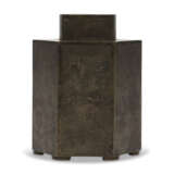 AN INSCRIBED COPPER-FRAMED PEWTER TEA CADDY - фото 3