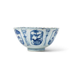 A BLUE AND WHITE KRAAK 'BIRDS AND FLOWER' BOWL