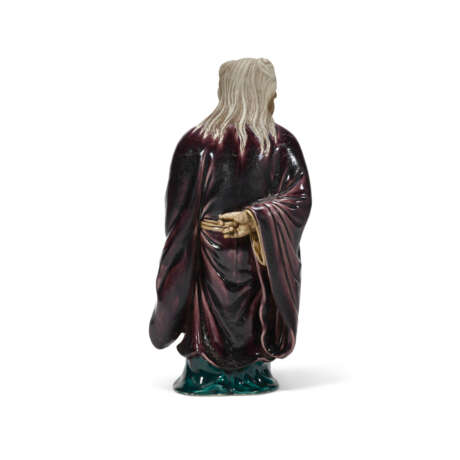 A SHIWAN STANDING FIGURE OF A SAGE - фото 4