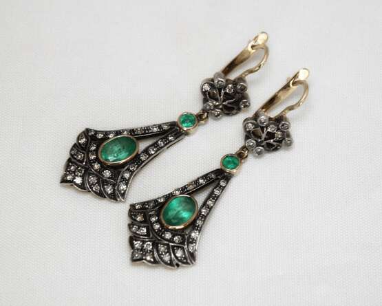 “Earrings with emeralds and diamonds” - photo 1