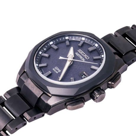 SEIKO Astron GPS Solar Chronograph, Ref. SSJ009J1. Armbanduhr. Aktueller Neupreis: 2.300,- Euro. - Foto 5