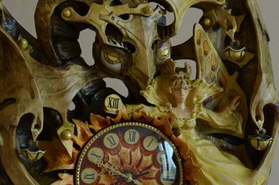 часы «Потерянное время.», Тонированный кедр, художественная резьба по дереву, Реализм 20-го века, Фэнтези, Новосибирск, 2022 г. - фото 2