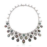 SET OF GRAY CULTURED PEARL AND DIAMOND JEWELRY - Foto 6