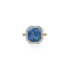 NO RESERVE | SAPPHIRE AND DIAMOND RING