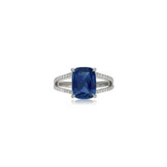 NO RESERVE | SAPPHIRE AND DIAMOND RING