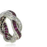 NO RESERVE | VAN CLEEF & AREPLS RUBY AND DIAMOND RING - фото 3