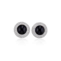 NO RESERVE | DIAMOND AND ONYX EARRINGS