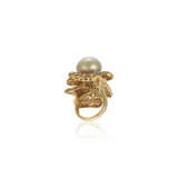 NO RESERVE | CULTURED PEARL AND COLORED DIAMOND RING - фото 4