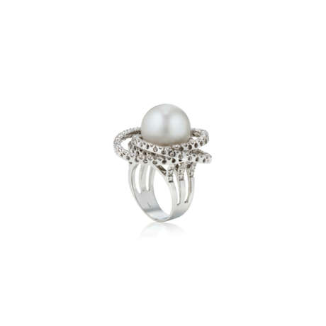 NO RESERVE | SET OF CULTURED PEARL AND DIAMOND JEWELRY - Foto 7