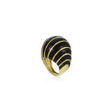 NO RESERVE | BLACK ENAMEL AND GOLD RING - Foto 3