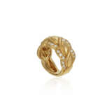 NO RESERVE | VAN CLEEF & ARPELS DIAMOND AND GOLD RING - photo 3