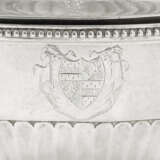 ENSEMBLE DE QUATRE SAUCIERES ET LEUR COUVERCLES EN ARGENT D`EPOQUE GEORGE III - photo 2