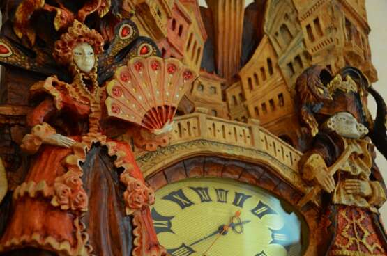 Интерьерные часы «Венеция-2.», Латунь, художественная резьба по дереву, Городское искусство, Бытовой жанр, Новосибирск, 2022 г. - фото 3